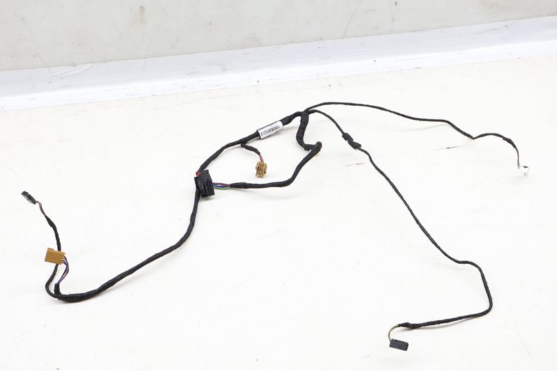 Door Panel Wiring Harness 8V5971693L — Used (SKU 630308)