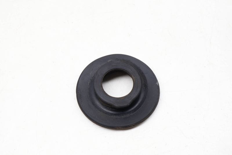 Lower Spring Rubber Mount 5Q0512297D — Used (SKU 630087)