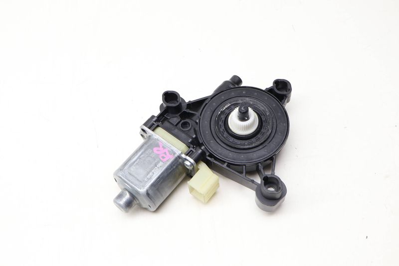 Window Lifter Motor 5Q0959802 — Used (SKU 630070)