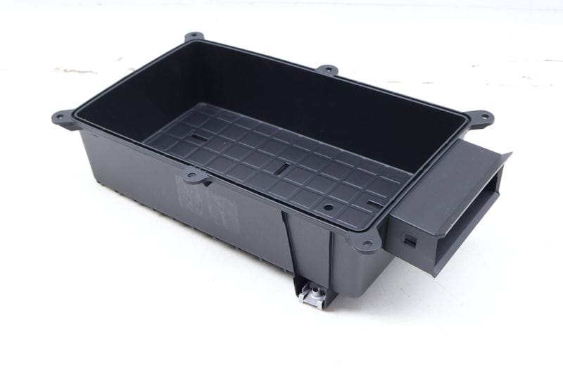 Center Console Storage Bin / Tray 8W0864981 — Used (SKU 699545)