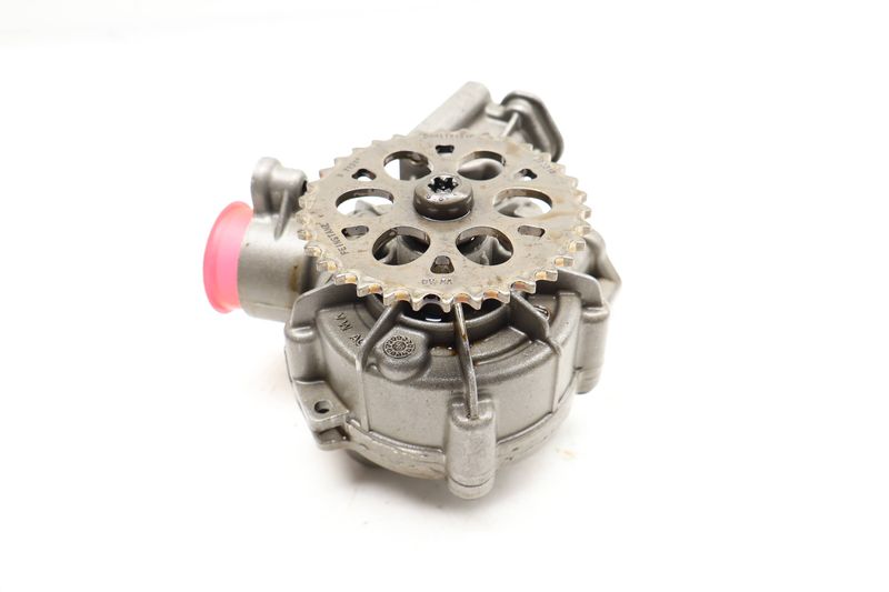 Engine Oil Pump 06M115103Q — Used (SKU 699901)