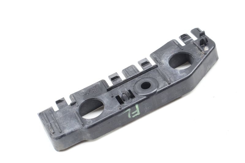 Side Skirt / Rocker Panel Mount Bracket 8W6853921A — Used (SKU 621582)