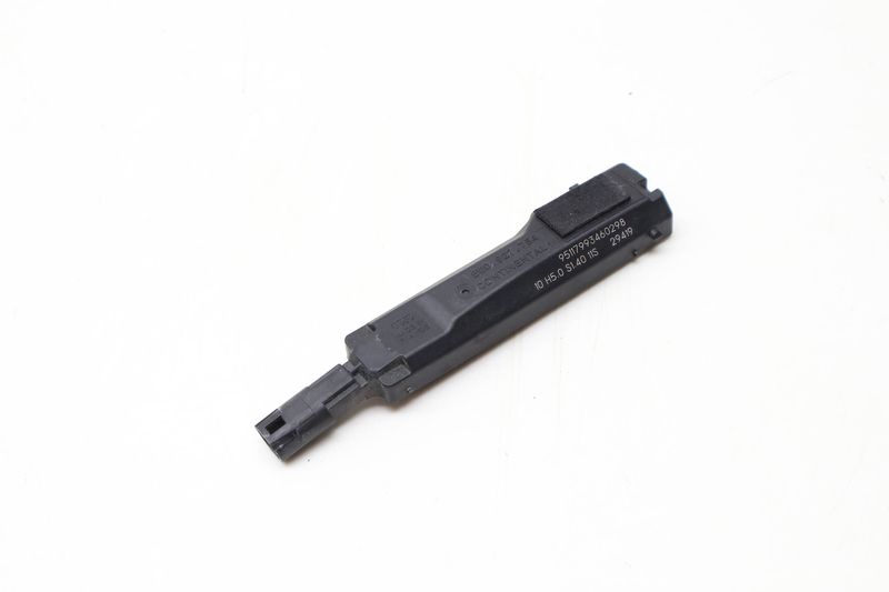 Door Handle Keyless Entry Sensor 8W0927754 — Used (SKU 621867)