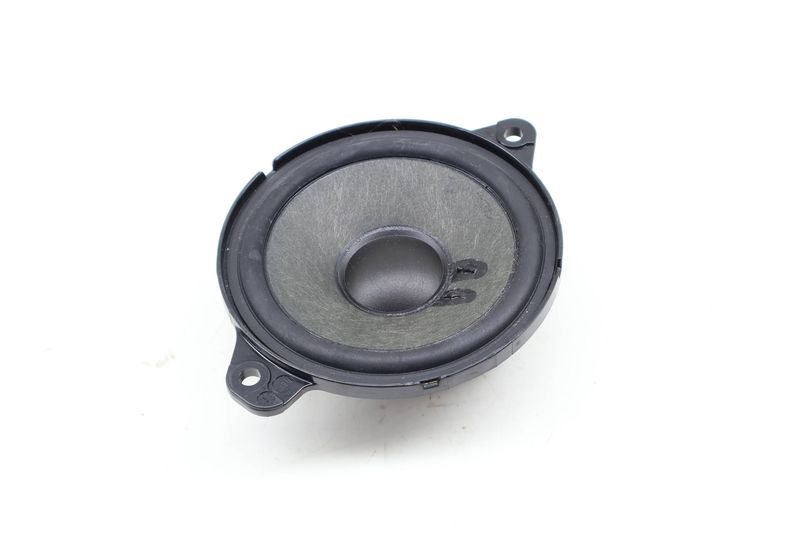 Mid-Range Door Speaker (BANG & OLUFSEN) 8W0035303 — Used (SKU 699697)