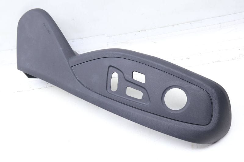 Outer Seat Switch Trim / Panel 8W0881326D — Used (SKU 699537)