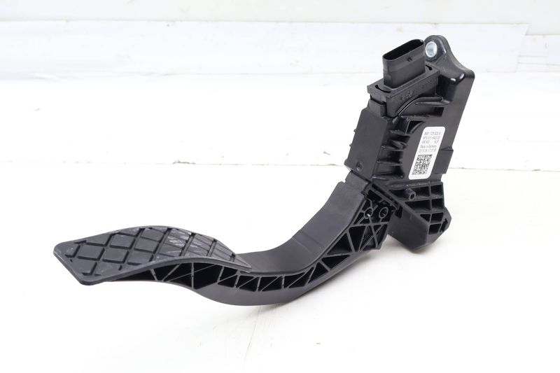 Gas Pedal / Acceleration Module 8W1723523A — Used (SKU 699642)