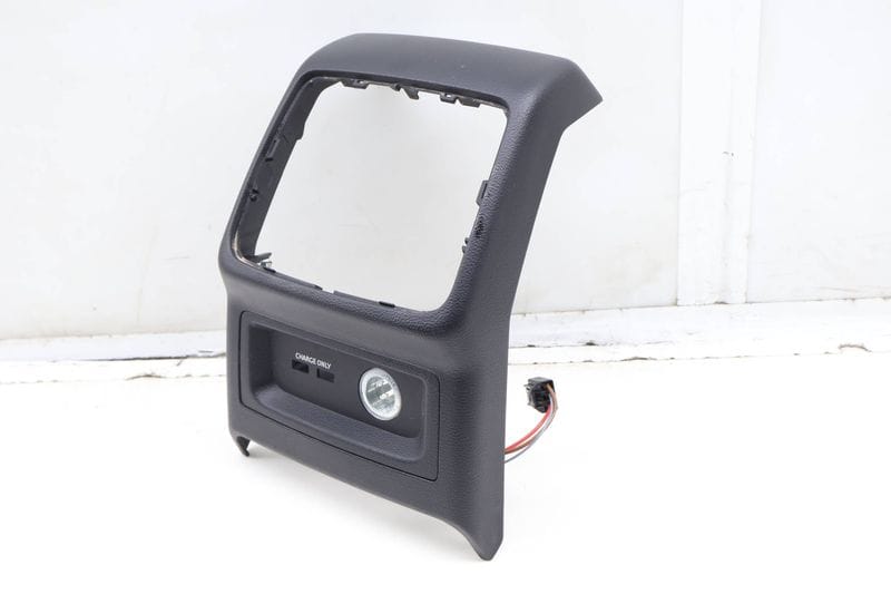 Center Console Trim / Panel 8W0864376 — Used (SKU 621802)