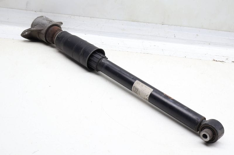 Strut / Shock Absorber 8W6513035F — Used (SKU 699808)