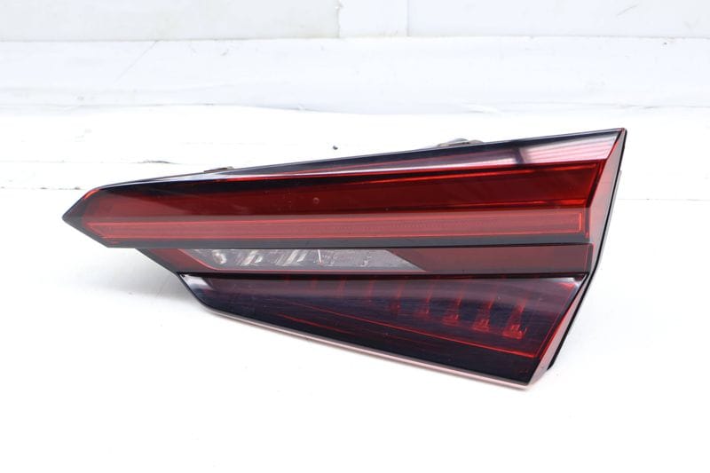 Inner LED Tail Light / Lamp 8W6945094F — Used (SKU 699722)
