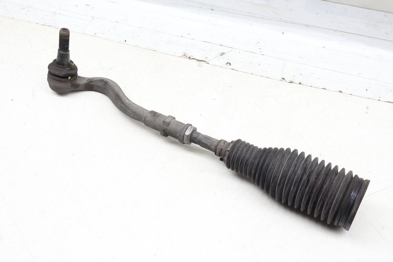 Steering Tie Rod w/ Boot 8W0423812C — Used (SKU 699812)