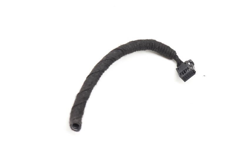 Hud / Heads UP Display Wiring Connector / Pigtail — Used (SKU 565844)