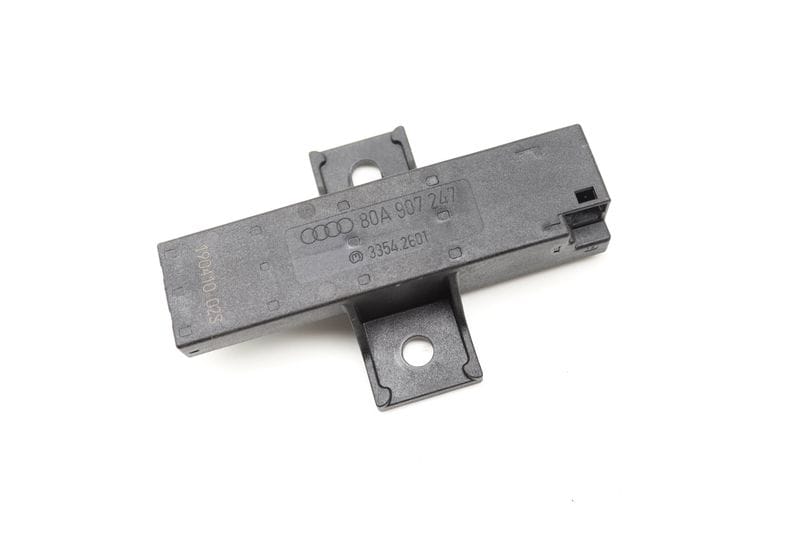 Kessy / Keyless Entry Antenna 80A907247 — Used (SKU 565611)