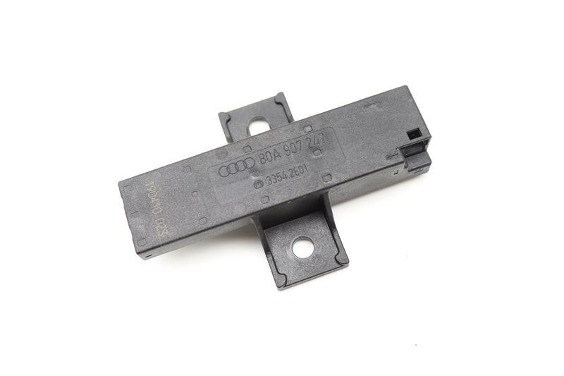 Kessy / Keyless Entry Antenna 80A907247 — Used (SKU 565612)