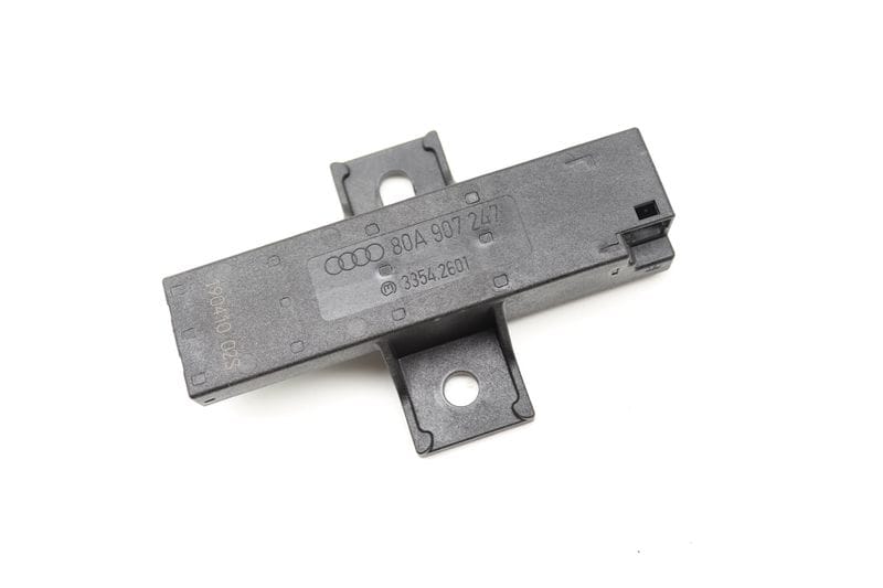 Kessy / Keyless Entry Antenna 80A907247 — Used (SKU 565613)