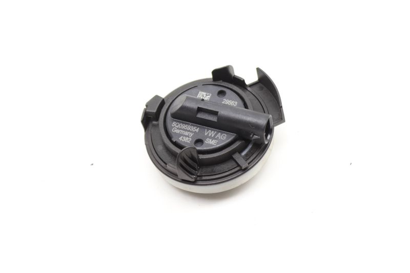 Airbag Impact / Crash Sensor 5Q0959354 — Used (SKU 566087)