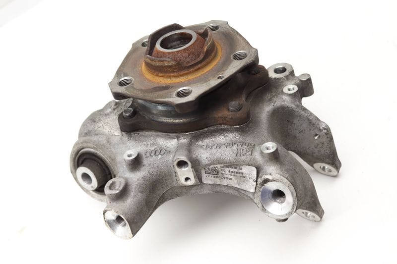 Spindle Knuckle w/ Wheel Bearing 80A505459B — Used (SKU 566173)