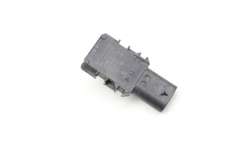 Secondary Air Pump Pressure Sensor 06H906052A — Used (SKU 566093)