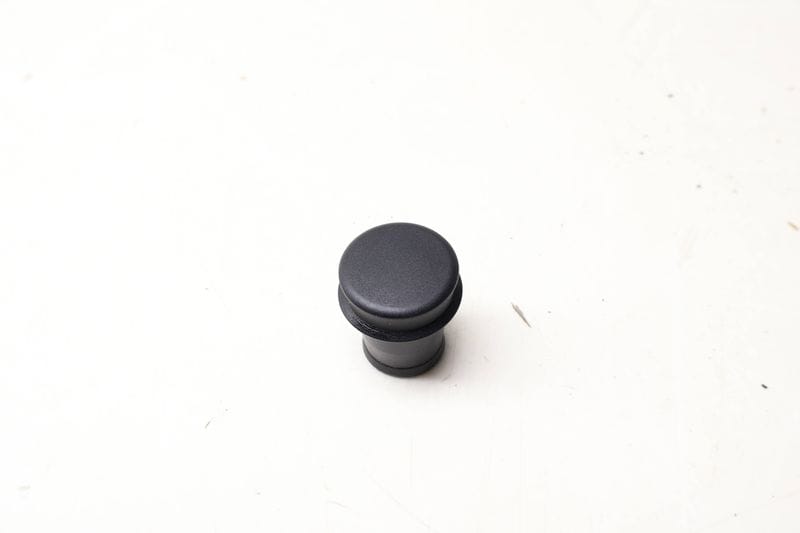 Cigarette Lighter Socket Plug 61349316116 — Used (SKU 647852)