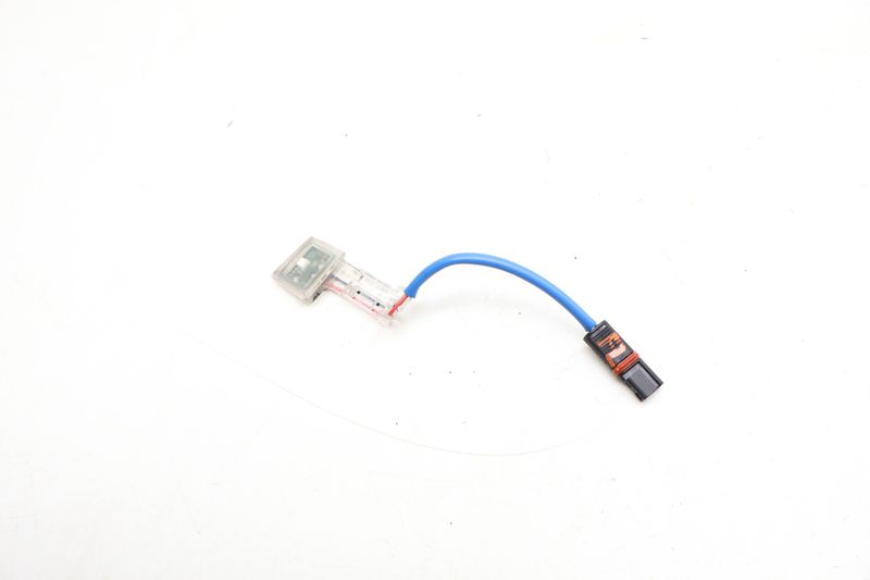 Exterior Door Handle Light 63177277447 — Used (SKU 648136)