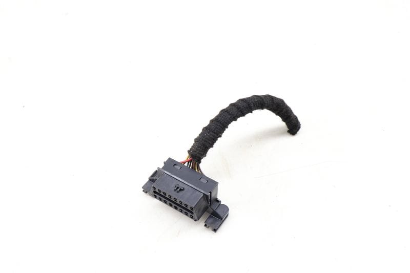 Obd Diagnosis Wire / Wiring Connector (16-PIN) 61139335261 — Used (SKU 648147)