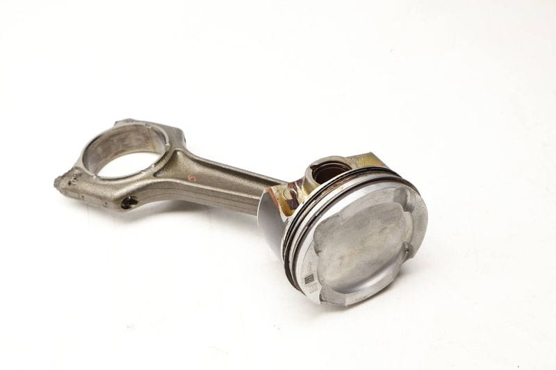 Piston w/ Connecting Rod 11258638450 — Used (SKU 648083)