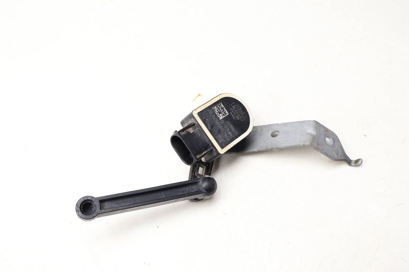 Headlight Leveling Sensor w/ Linkage 37146783046 — Used (SKU 647988)