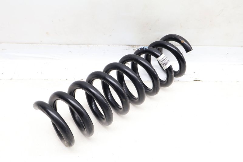 Coil Spring 6886472 — Used (SKU 648064)