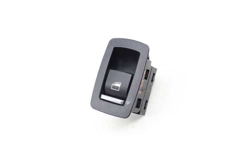 Window Switch w/ Door Trim 61319361936 — Used (SKU 647828)
