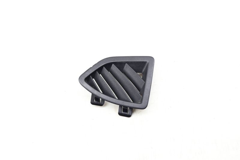 Upper Dash Defrost Air Vent 51459218517 — Used (SKU 647832)