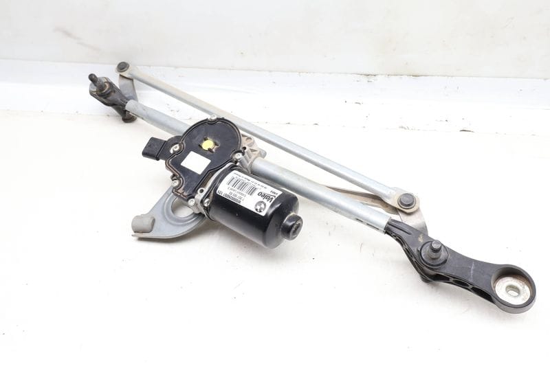 Windshield Wiper Transmission w/ Motor 61617260488 — Used (SKU 648034)