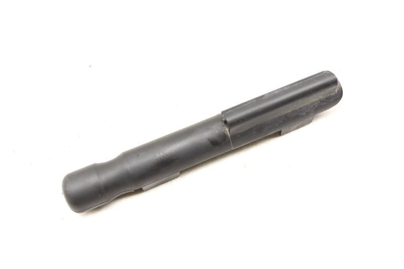 Windshield Washer Hose Cover 61667316346 — Used (SKU 527187)