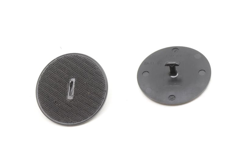 Carpet Floor Mat Fastener / Mount Set (2) 07149166609 — Used (SKU 579478)