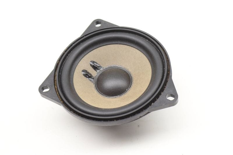 Dash / Deck Mid-Range Speaker (HIFI) 65139354084 — Used (SKU 579289)