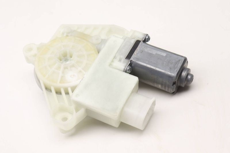 Window Motor 51337455081 — Used (SKU 579415)