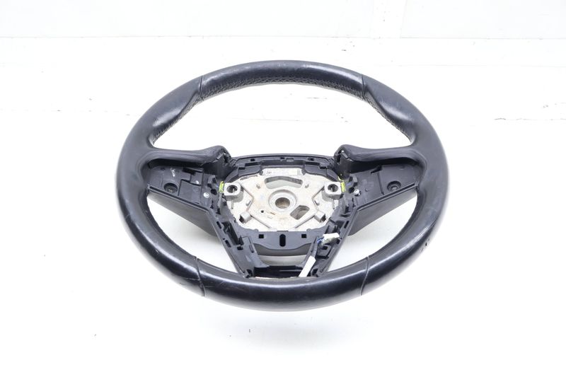 3-SPOKE Sport Steering Wheel (HEATED) 32306995096 — Used (SKU 705495)