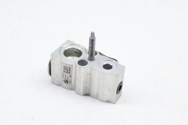 AC Expansion Valve 64116994989 — Used (SKU 705320)
