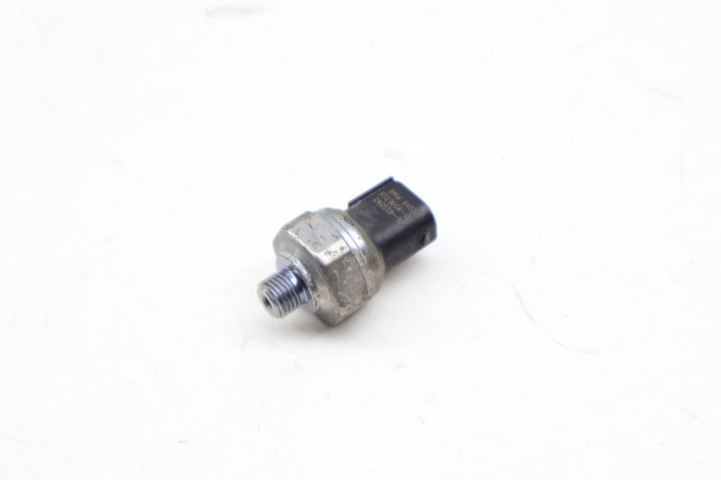 AC Pressure Switch / Sensor 64539323658 — Used (SKU 705350)