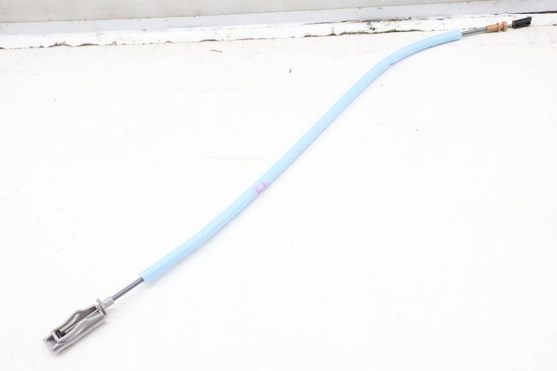 Interior Door Handle Release / Bowden Cable 51217409277 — Used (SKU 623642)