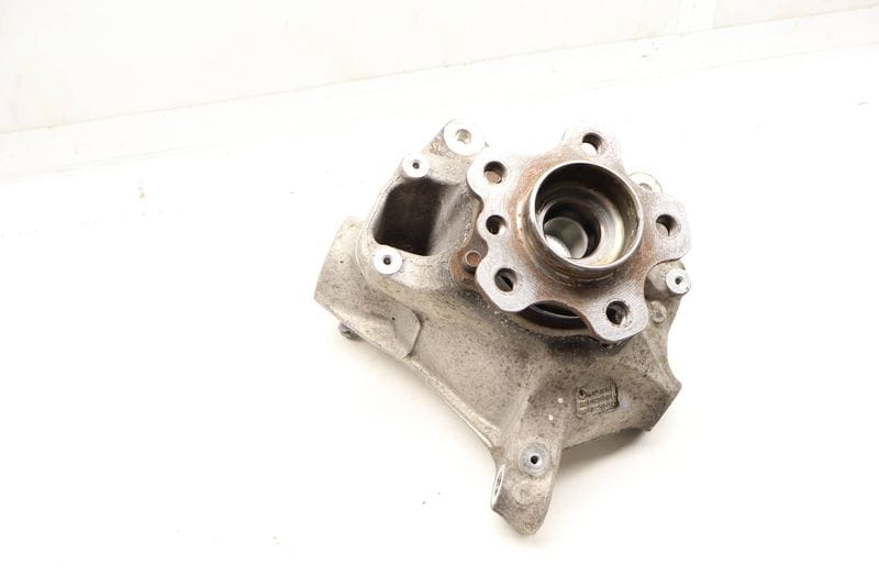 Spindle Knuckle w/ Wheel Bearing 31216882597 — Used (SKU 705672)