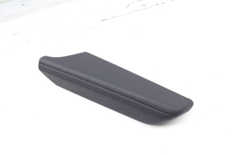 Door Panel Armrest / Arm Rest 51417470068 — Used (SKU 705423)