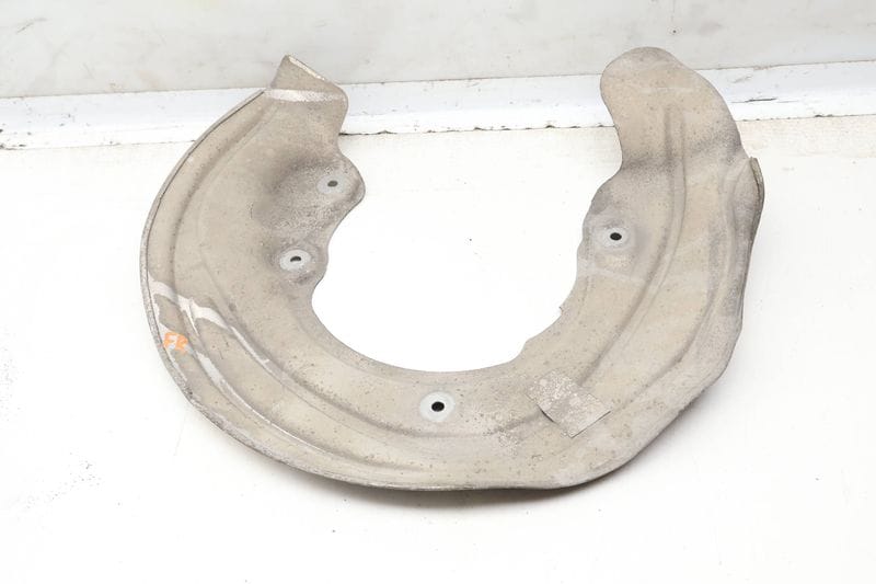 Brake Dust / Splash Shield 34106870530 — Used (SKU 623765)