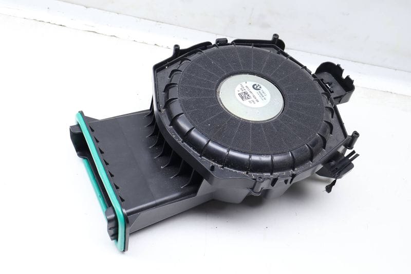 Central Speaker Subwoofer / Woofer (HIFI) 65136811926 — Used (SKU 623661)