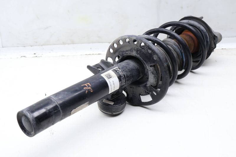 Strut / Shock Absorber Assembly 31316871780 — Used (SKU 623786)