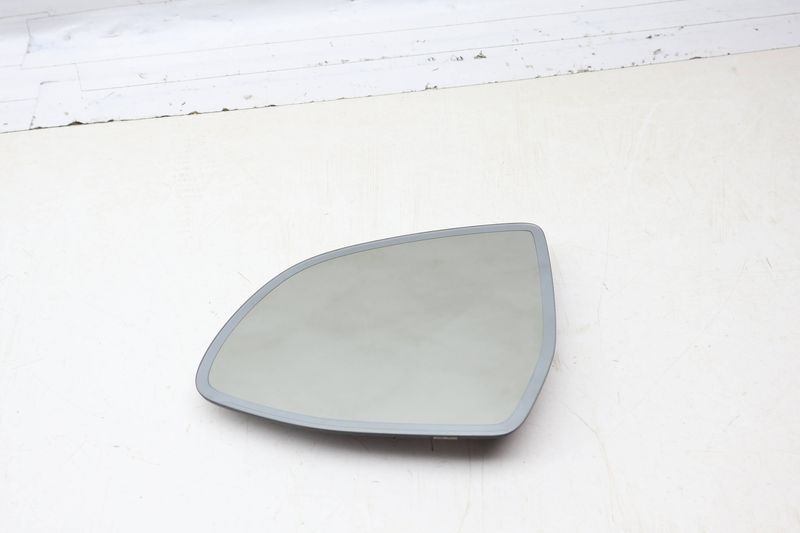 Side View Mirror Glass (AUTO DIM) 51167354631 — Used (SKU 705439)