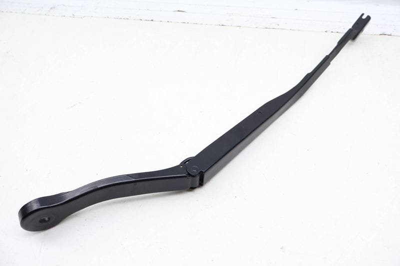 Windshield Wiper Arm 51137399009 — Used (SKU 705610)