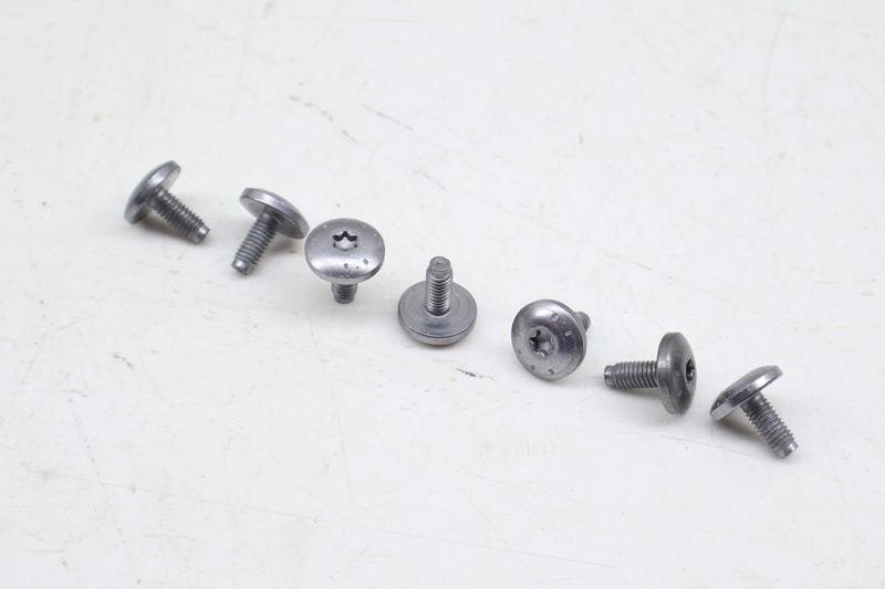 M6X14 Screw / Bolt Set (7) 07147156542 — Used (SKU 705315)