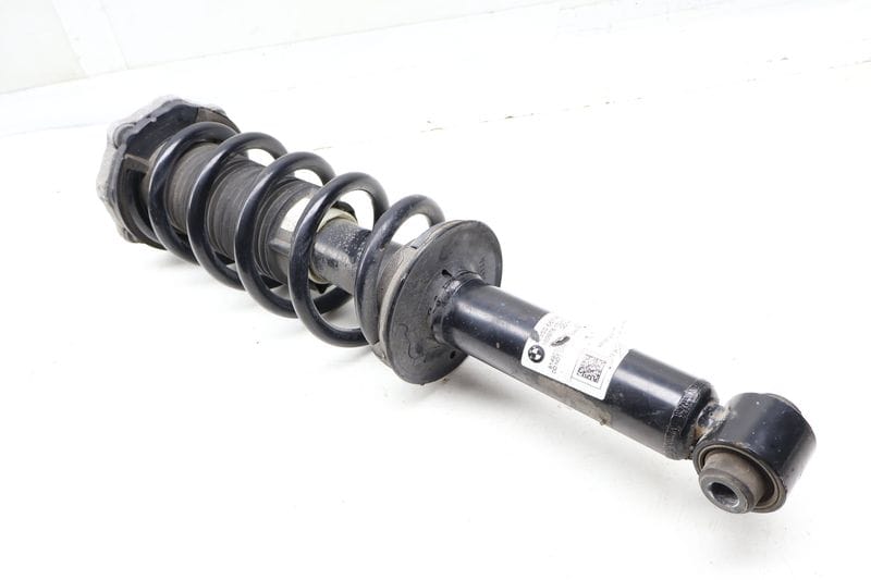 Strut / Shock Absorber Assembly 33526871801 — Used (SKU 705683)