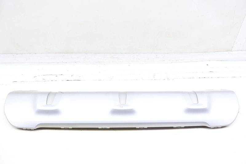 Lower Bumper Trim (CENTER) 51127400678 — Used (SKU 705893)