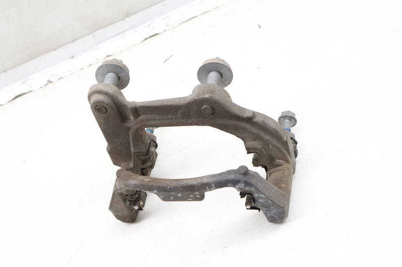 Brake Caliper Carrier / Bracket 34206887388 — Used (SKU 623813)