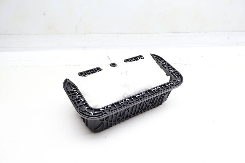 Upper Dash Airbag / Air Bag 9363837 — Used (SKU 705493)